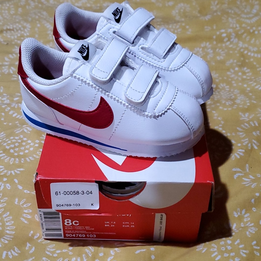 Nike cortez basic sneakers